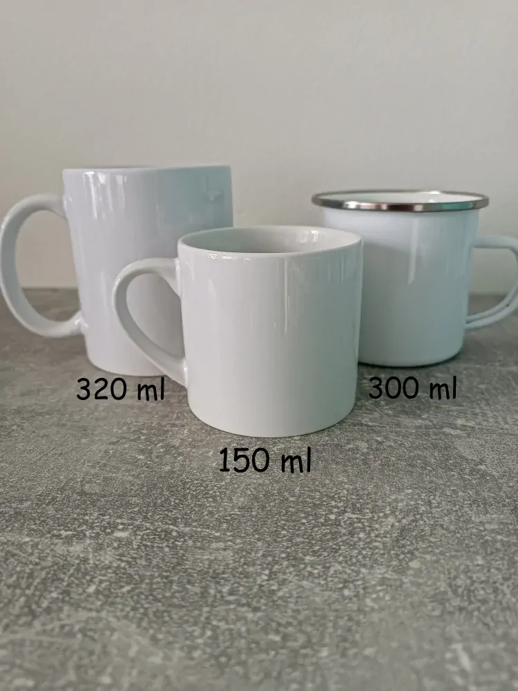 Hrnek "Tvrdě pracuji, aby..." (poník)